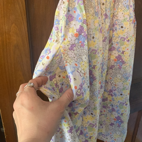 Brand new Levi’s floral mini dress with elastic waist and pockets 😍😍😍 - Picture 8 of 10